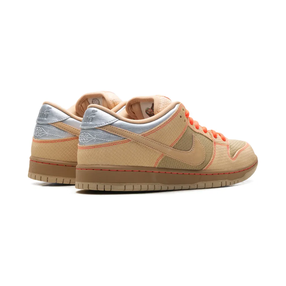 Nike SB Dunk Low “Som Tum” (IB6206-701)