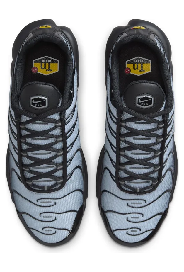 nike-air-max IO0657-001