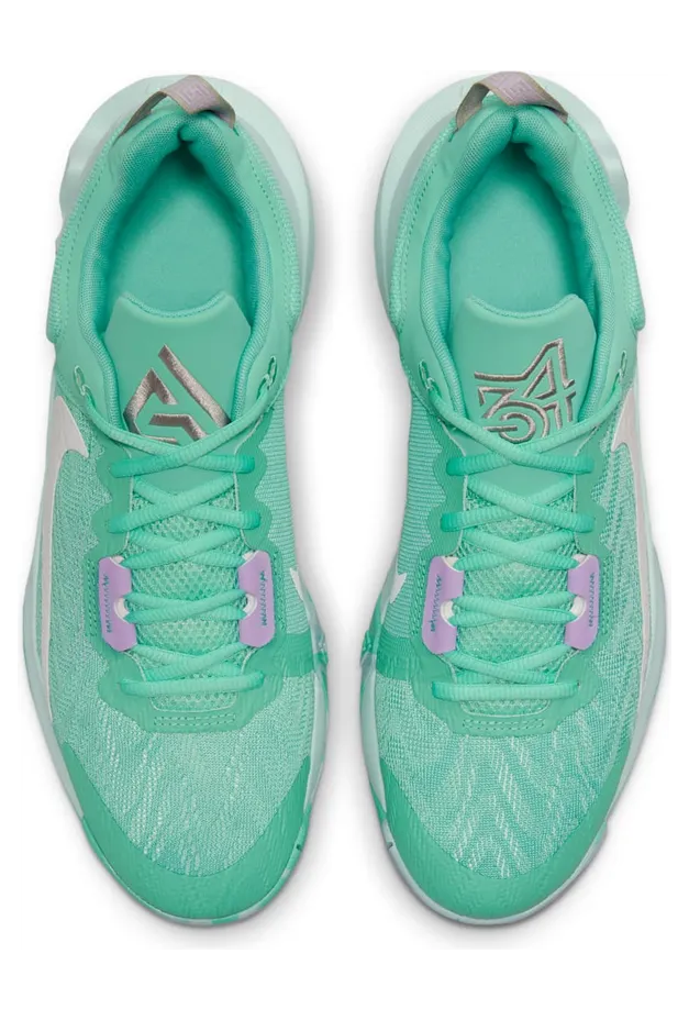 nike-giannis-immortality DM0825-300