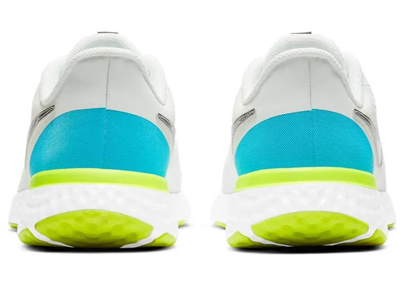 nike-revolution CZ8591-102