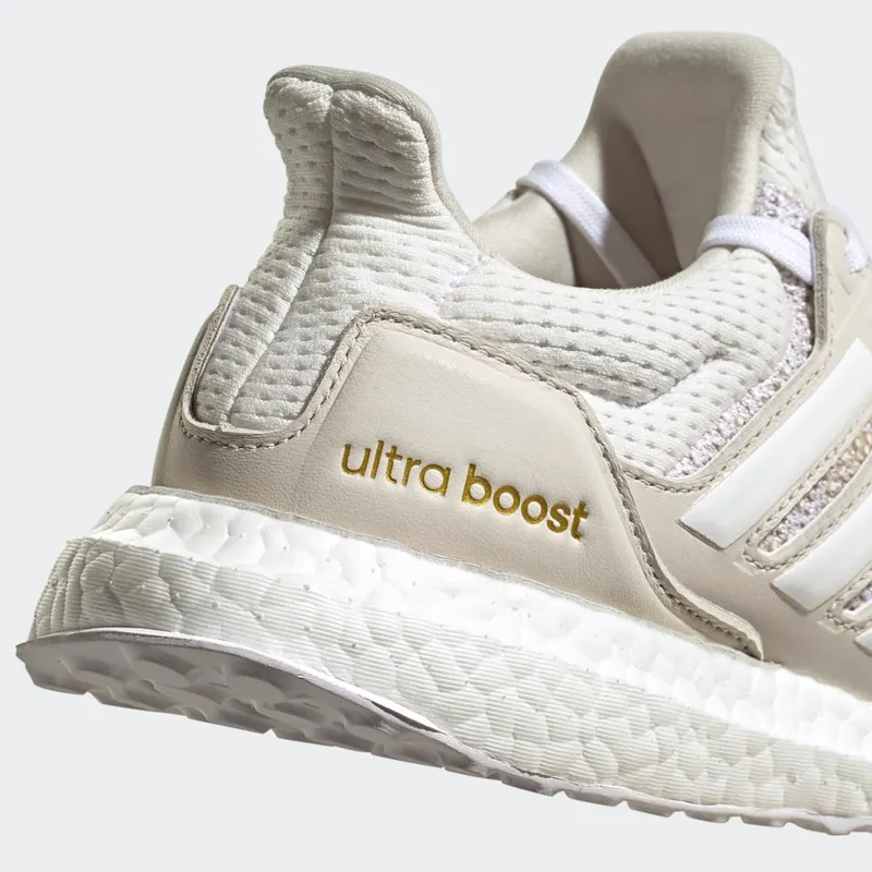 adidas Ultraboost DNA Cloud White / Cloud White / Gold Metallic (FW8694)