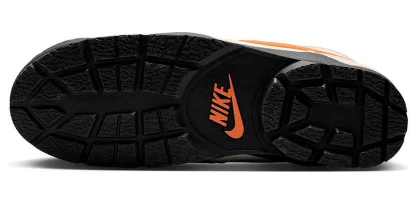 Nike Baltoro QS “Chalk Safety Orange”: winter-ready en clean (2)