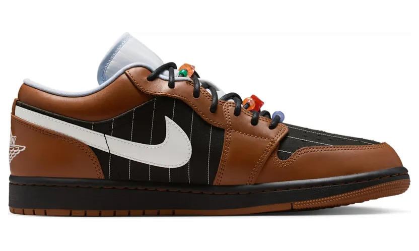 air-jordan-1 IR7560-010