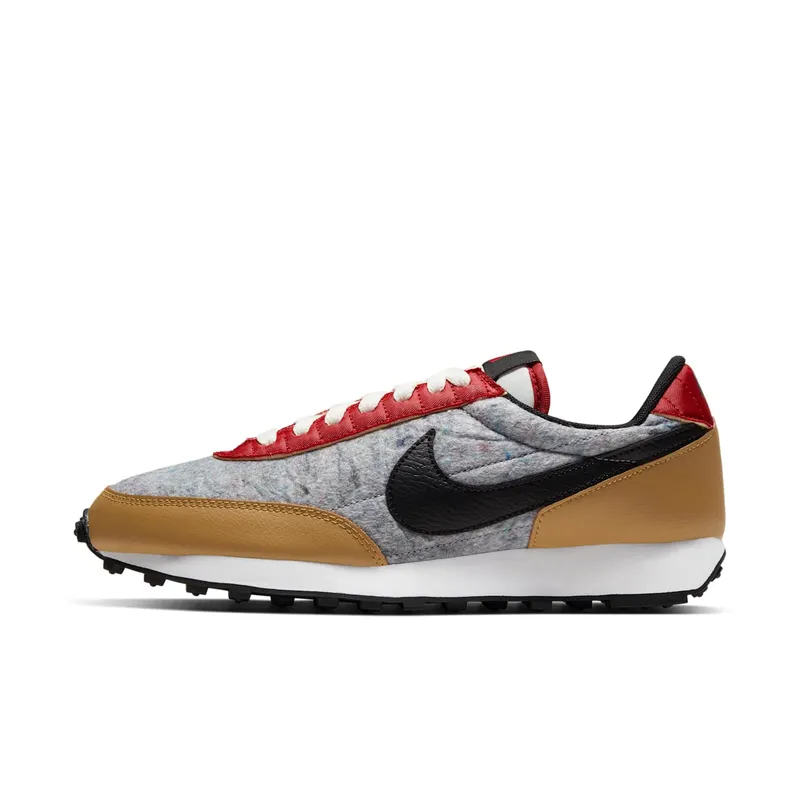 Nike WMNS Daybreak University Red Gold Suede (2020) (CQ7619-700)