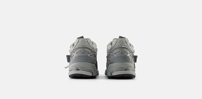 New Balance 1906A “Concrete Silver Metallic” (M1906AG)