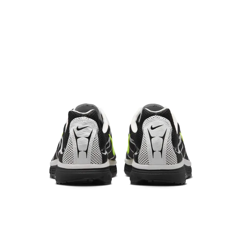Nike Zoom Streak 3 “Black Volt White” (IQ8012-001)