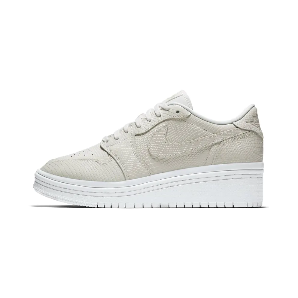 Jordan 1 Retro Low Lifted Phantom (W)