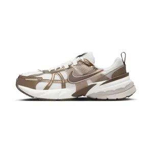 Nike V2K Run “Mink Brown / Summit White / College Grey / Ironstone” (HV6416-200)