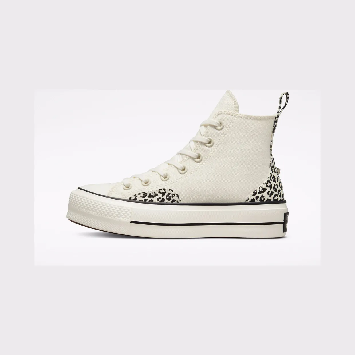 converse-chuck-taylor-all-star A03874C