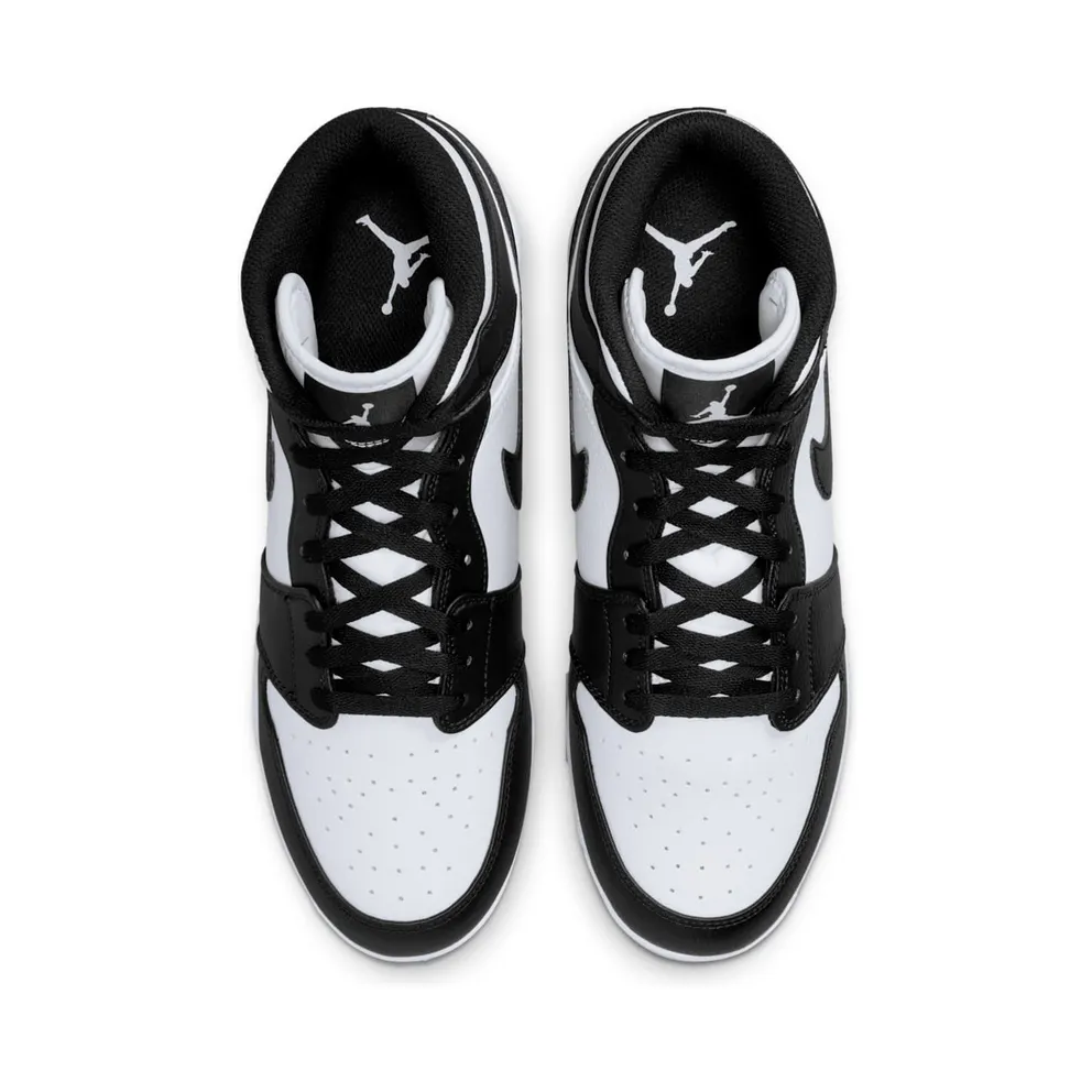 Air Jordan One High White / Black / Black (AV5354-102)