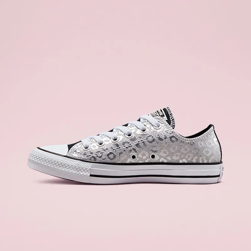 converse-chuck-taylor-all-star 572042C