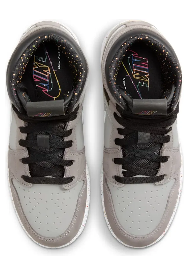 air-jordan-1 FZ1209-001