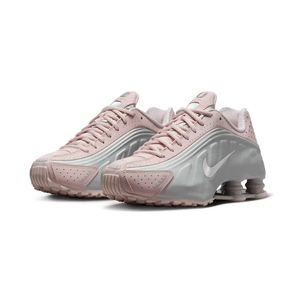 Nike Shox R4 (barely rose / platinum) – AR3565-600