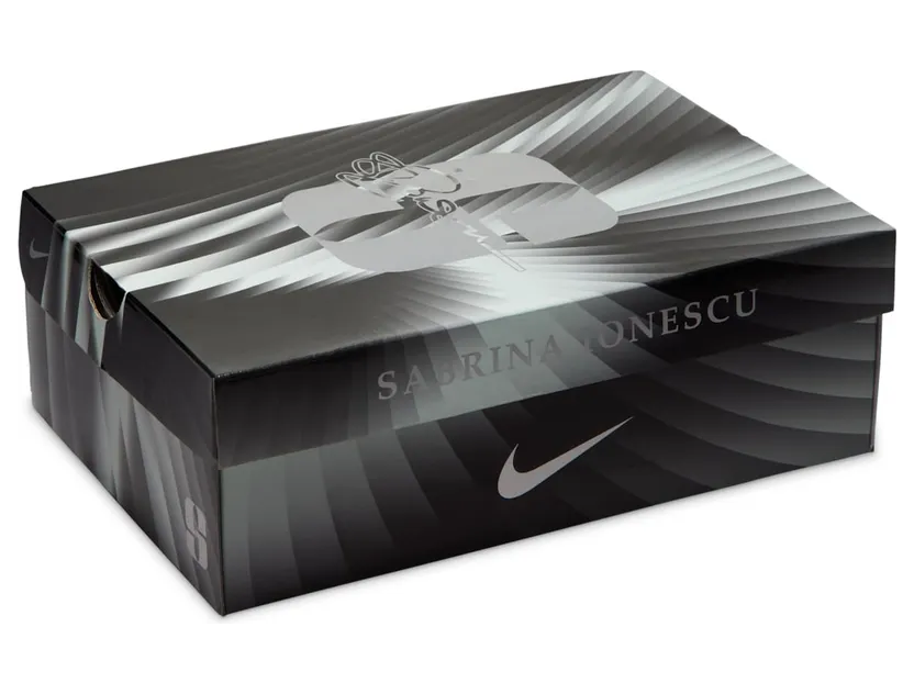 nike-sabrina IX5223-001