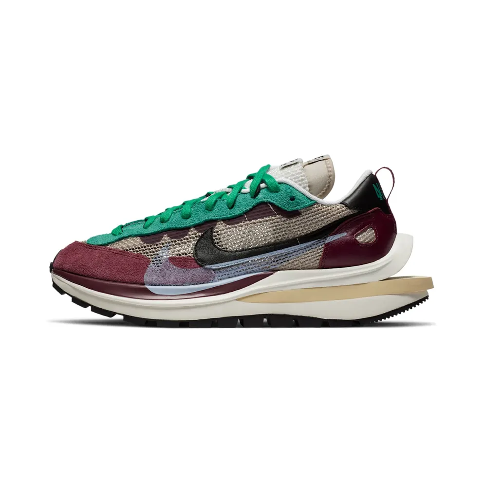 Nike Vaporwaffle sacai Villain Red Neptune Green (DD3035-200)
