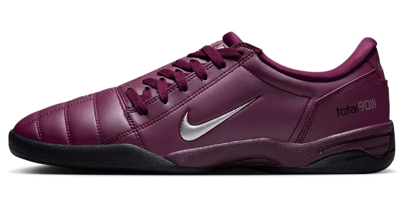 nike-total-90 HJ9351-600