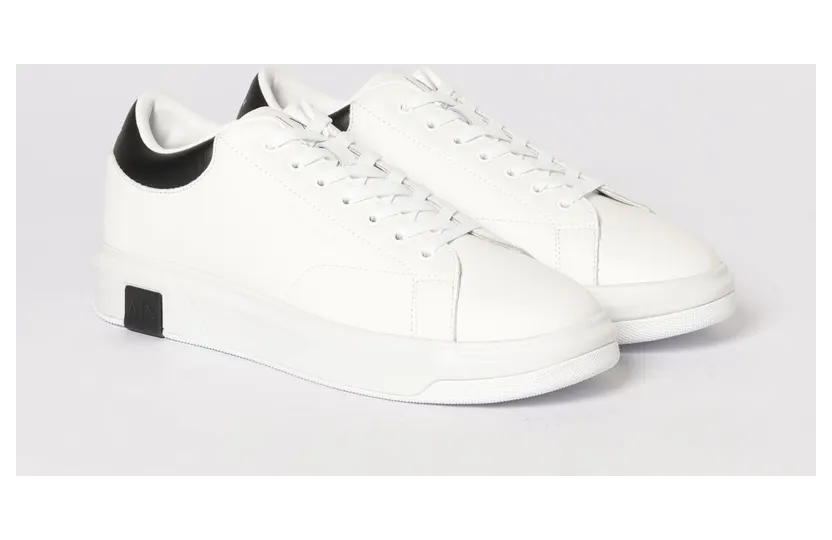 Armani Sneakers Black (XUX123XV534K488)