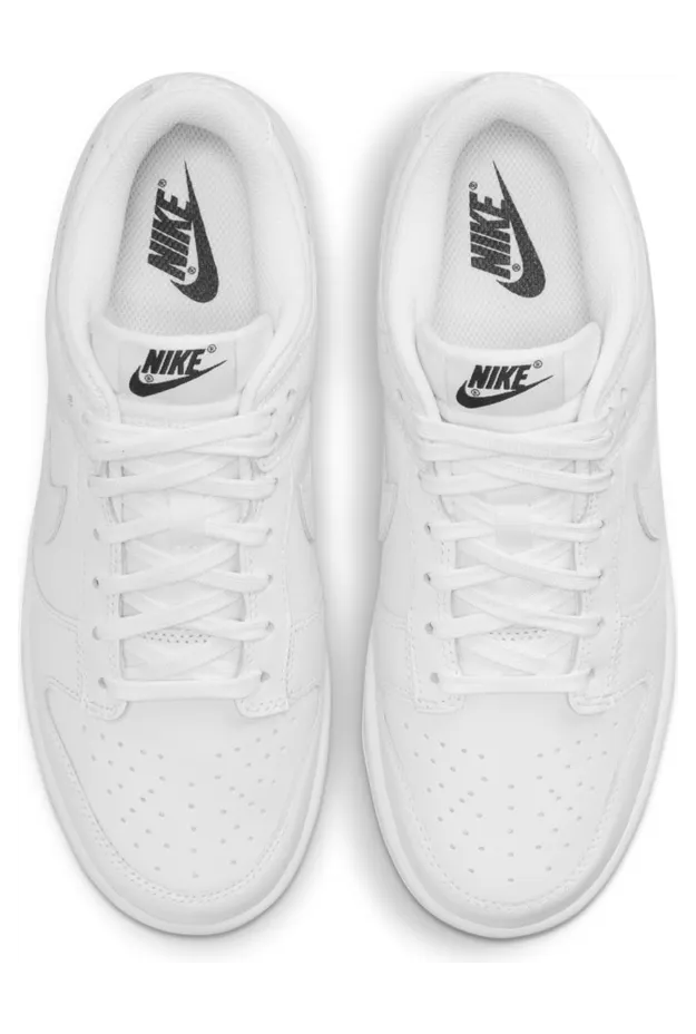 Nike Dunk Low “Triple White”: warum farblos die schwerste Wahl ist (5)