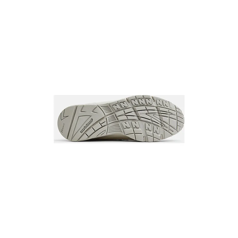 New Balance 991 “Contemporary Luxe” (M991OW)