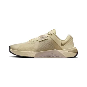 Nike Metcon 10 SE “Light Khaki / Cream Ii / Anthracite / Metallic Gold Grain” (IB6544-200)