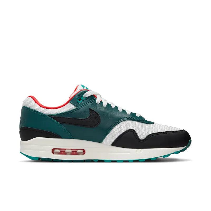 Nike Air Max 1 “LeBron James x Liverpool” (FB8914-100)