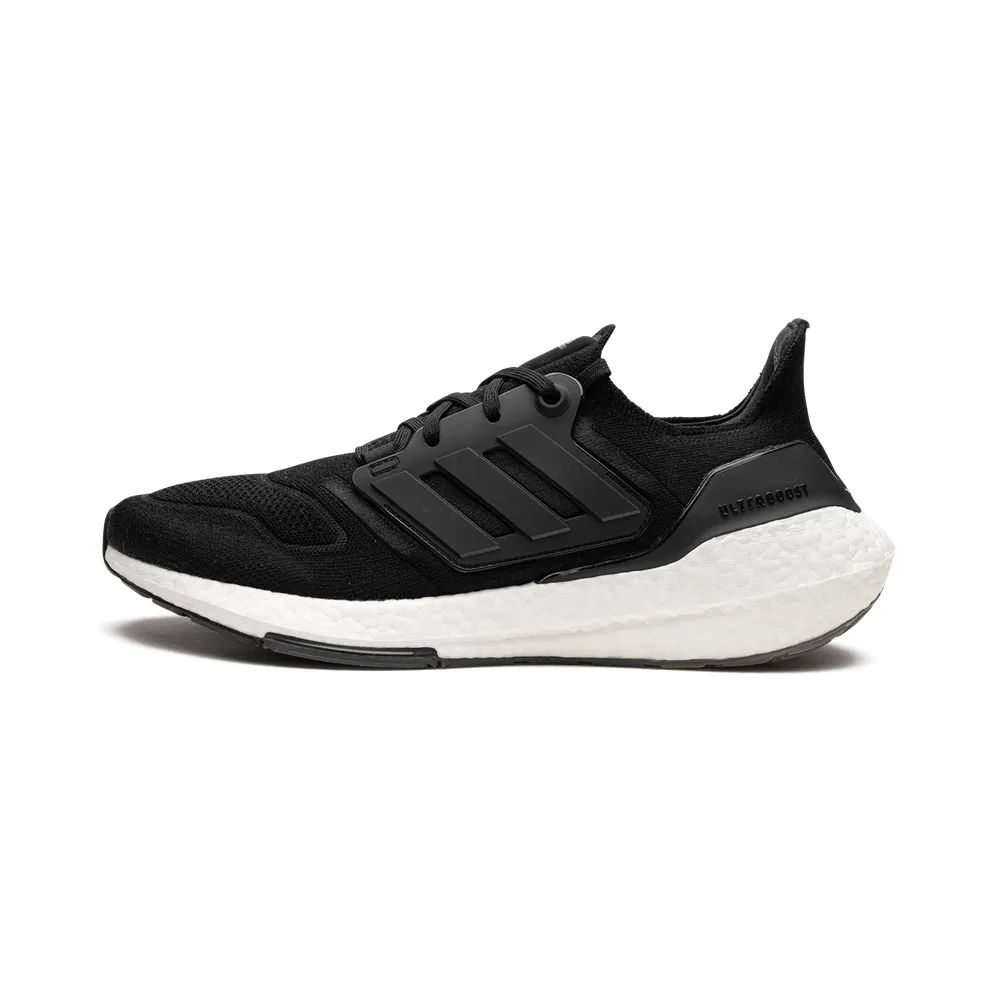 adidas Ultraboost 22 Laufschuh Core Black / Core Black / Cloud White (GX5591)