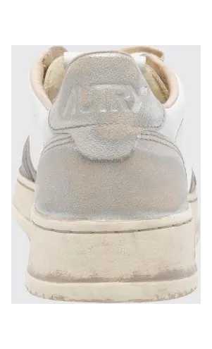 Autry Medalist Low Super Vintage Calfskin Sneakers with Worn Effect Cream (AVLMMT08) (3)