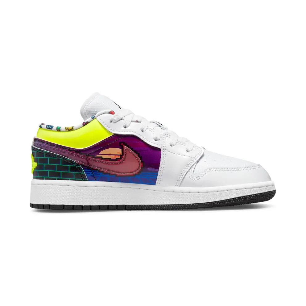 Nike Jordan Kids White Air Jordan 1 Big Kids (DM8969-114)