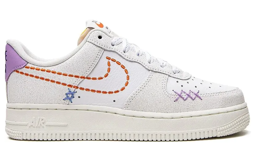 Nike Air Force 1 ’07 SE Sneakers – Weiß (DX2348)