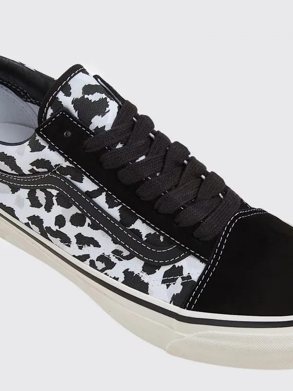 Vans Multicolor (VN000D56BA21)