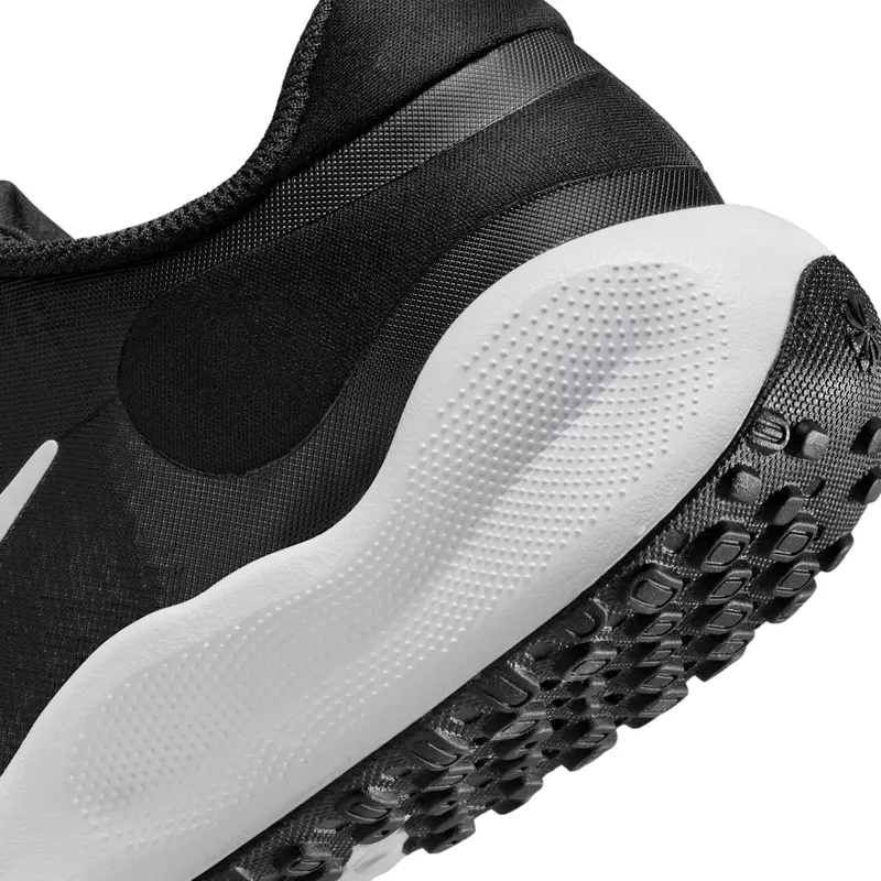 nike-revolution FB7689-003