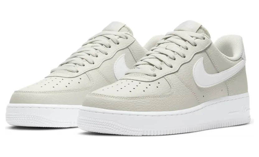 nike-air-force CT2302-001