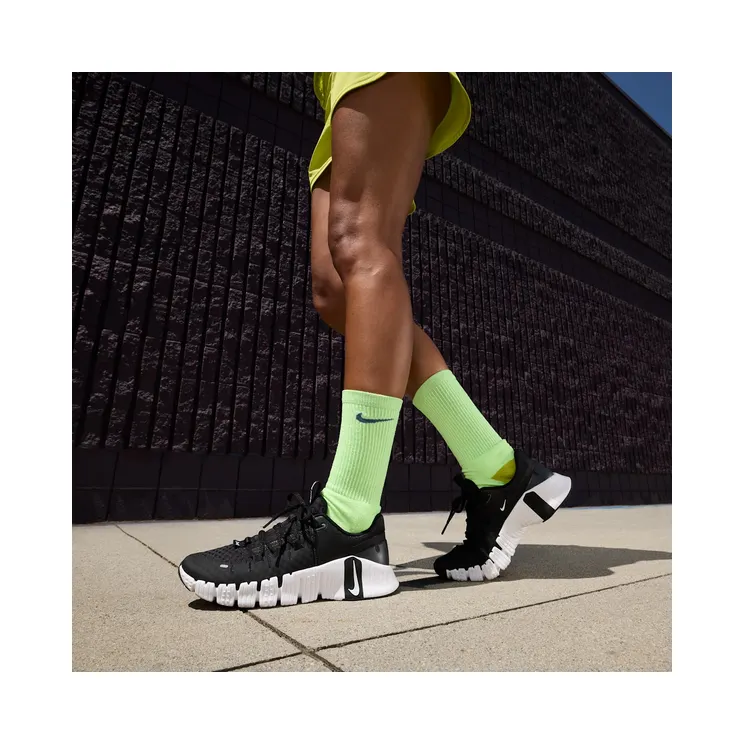 nike-free DV3950-001