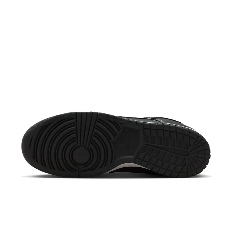 Nike Dunk Low “Off-Noir / Summit White” (IO4550-001)
