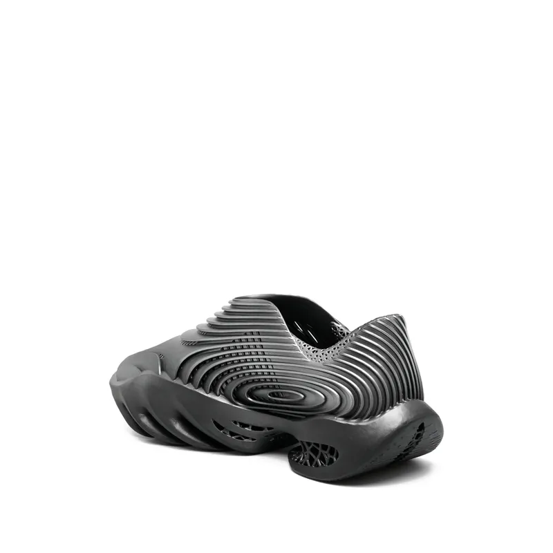 Aliveform Stratum Fang “Grey” (STRATUM FANG NICKE)
