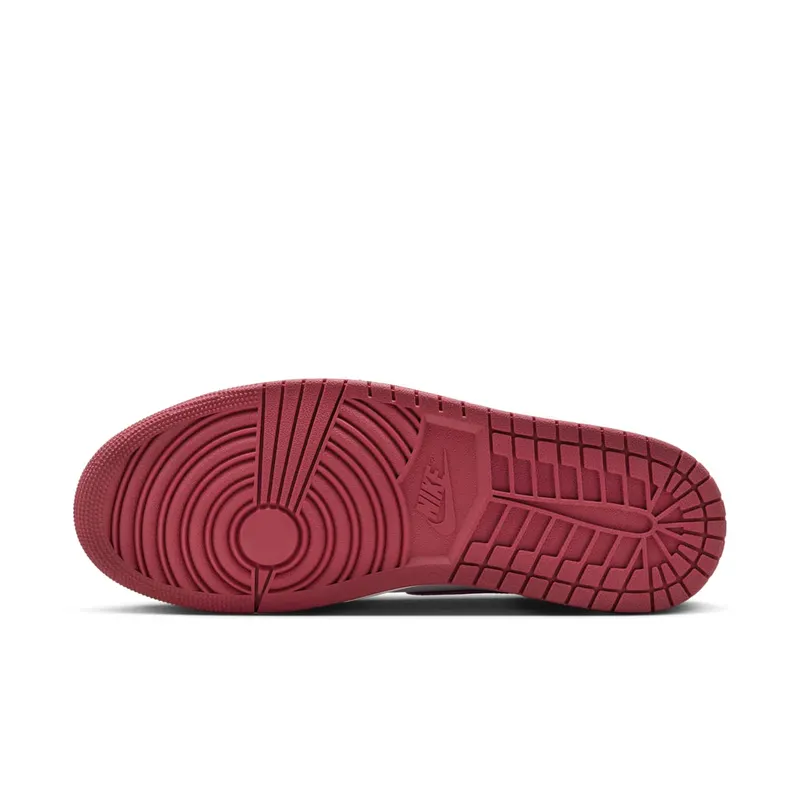 Air Jordan 1 Retro High OG “Team Red” (DZ5485-160)