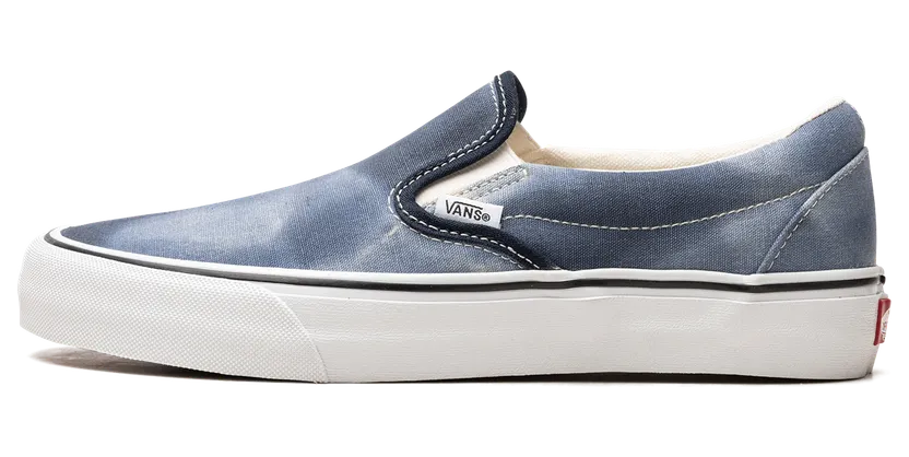 Vans Slip-On VR3 “Cloud” (VN0007NCBLU)
