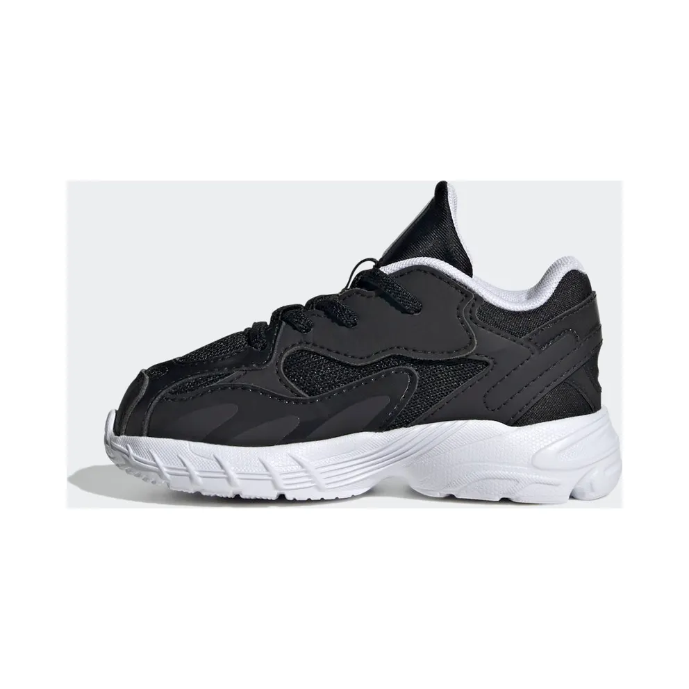Adidas Astir Core Black / Cloud White / Vivid Red (HQ1560)