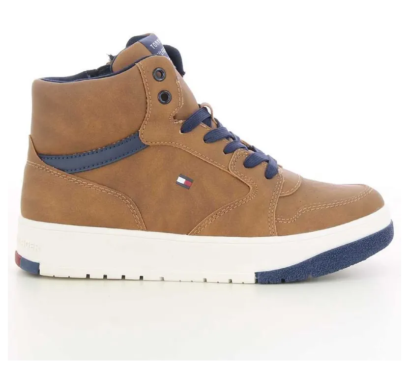 Tommy Hilfiger tabak (T3X9-33641-1351520)