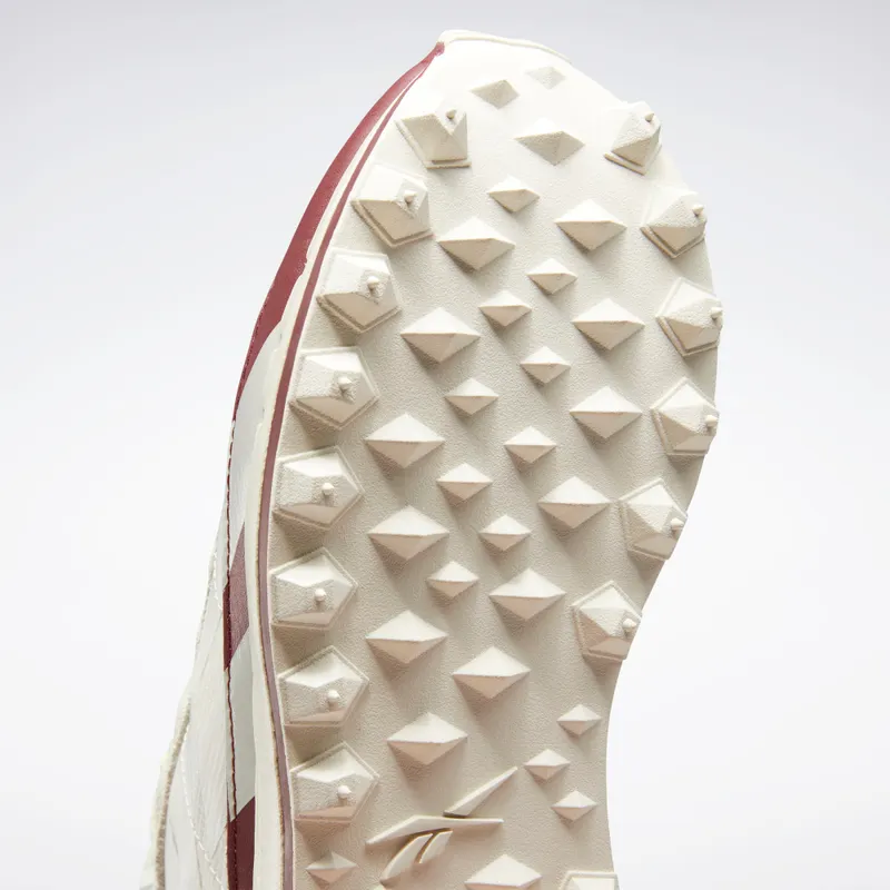 Reebok Legacy 83 Shoes Classic White / Rich Red / Morning Fog