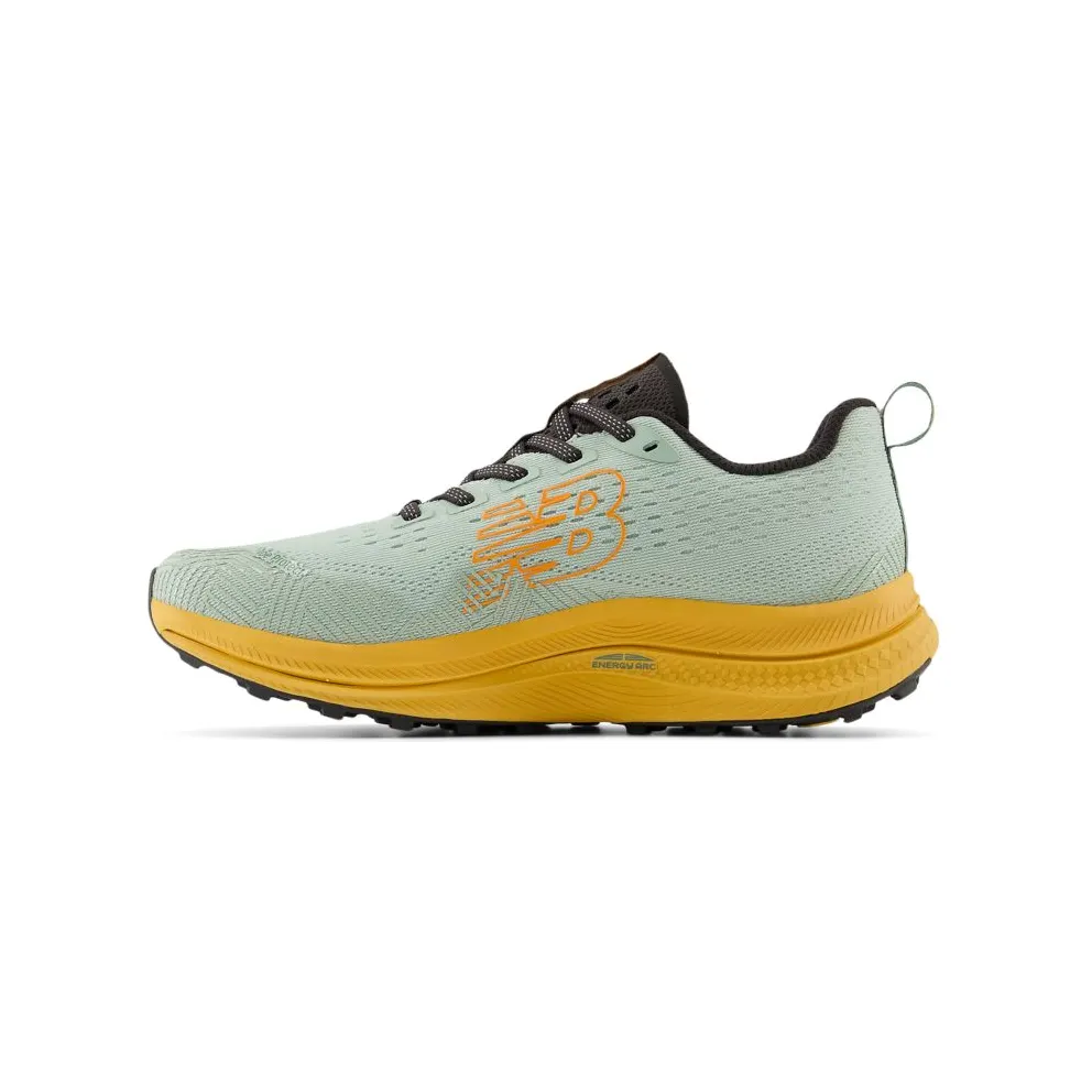 New Balance FuelCell SuperComp Trail Clay Ash Dried Apricot Dark Juniper (WTTRXCC1)