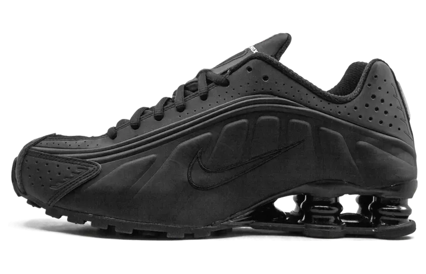 Nike Shox R4 Black Max Orange (2019) (AR3565-004)