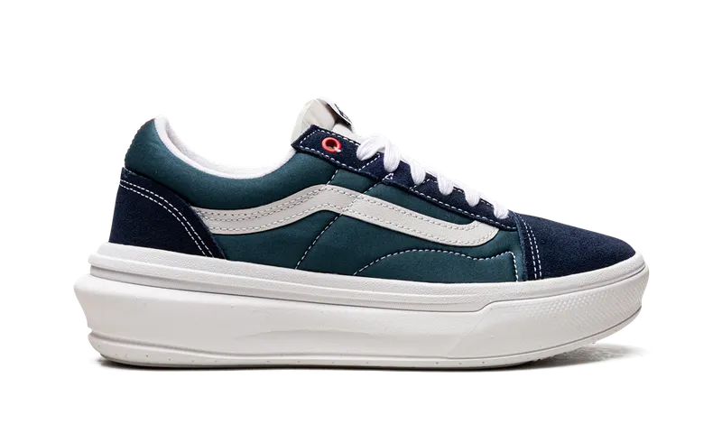 Vans Old Skool Overt “Pop Color – Navy Red” (VN0A7Q5EY27)