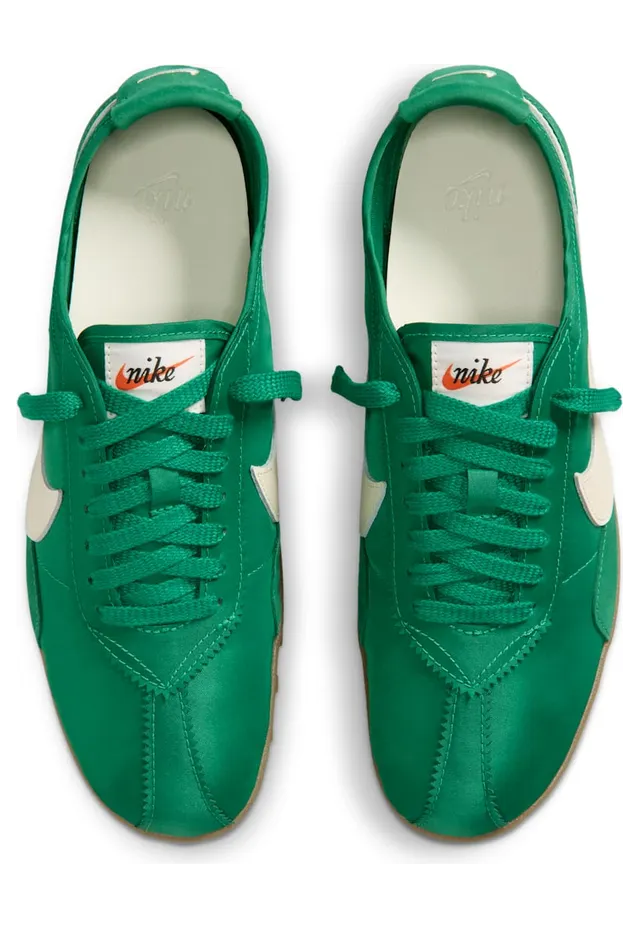 nike-moon-shoe IW0955-300