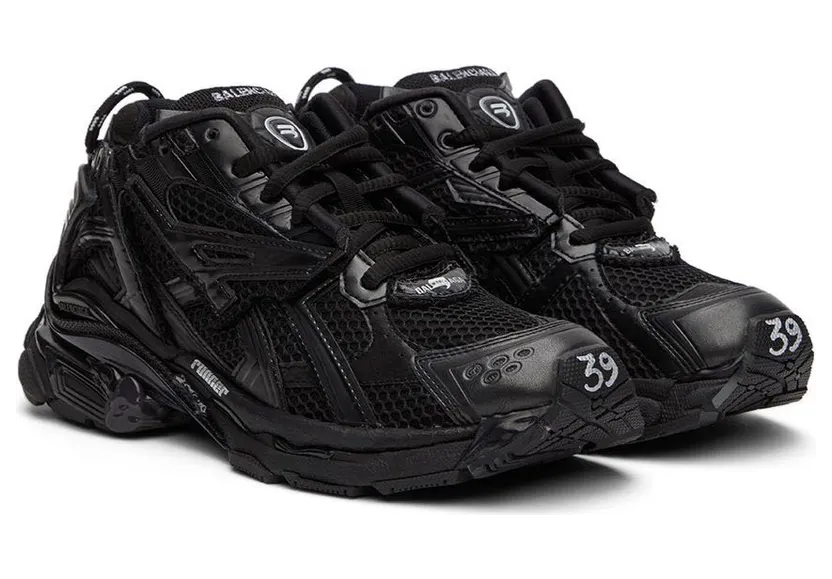 Balenciaga Black Monocolor Runner Sneakers (656063 W3RA1) (4)