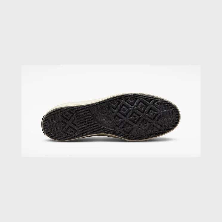 converse-sneaker A01385C