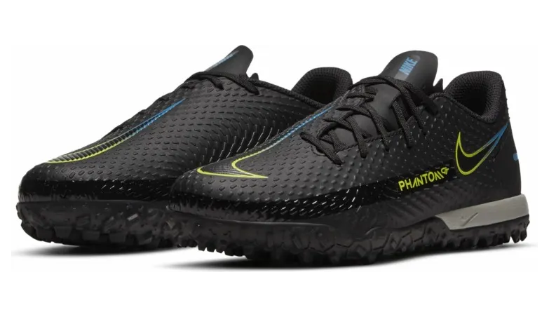 Nike Jr. Phantom GT Academy TF Fußballschuh für Kunstrasen für jüngere/ältere Schwarz (CK8484-090)