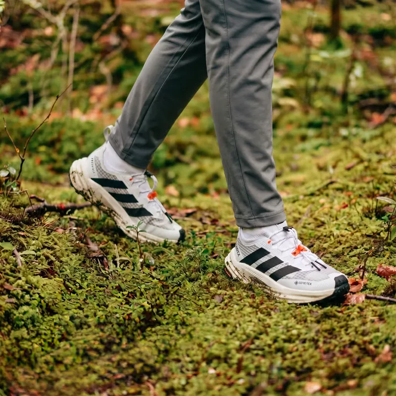 adidas Terrex Cloud White / Core Black / Off White