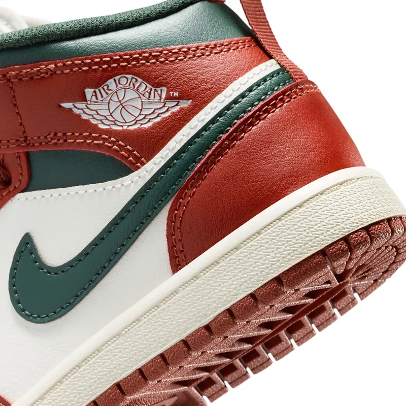 air-jordan-1 DQ8424-105