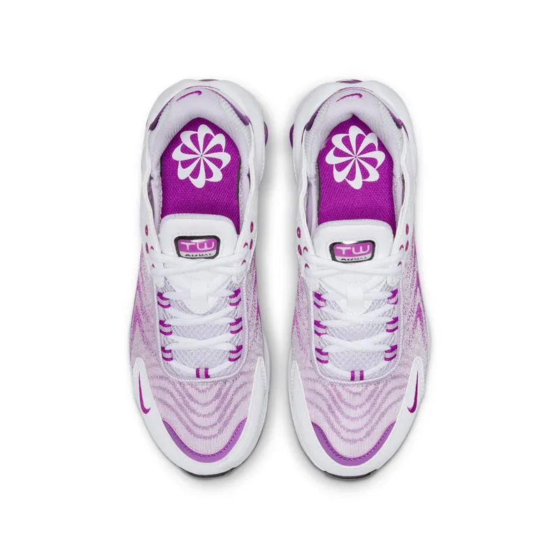 Nike Air Max TW Older Kids’ White (DQ0296-101)